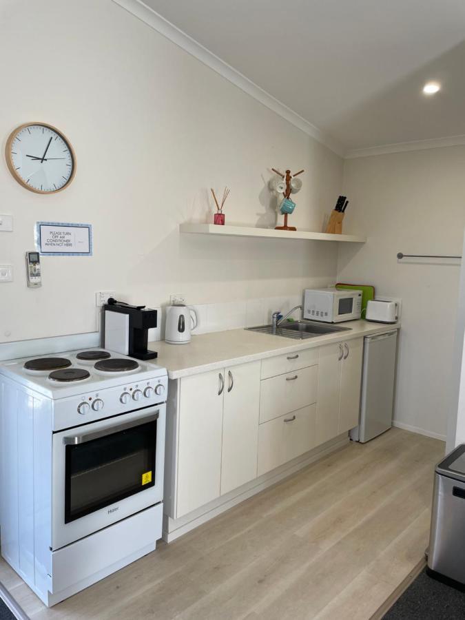 The Lake Guesthouse Budgewoi 外观 照片